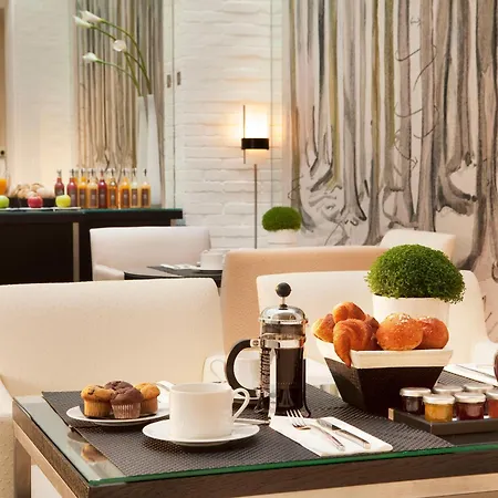 Le A 4* Parigi