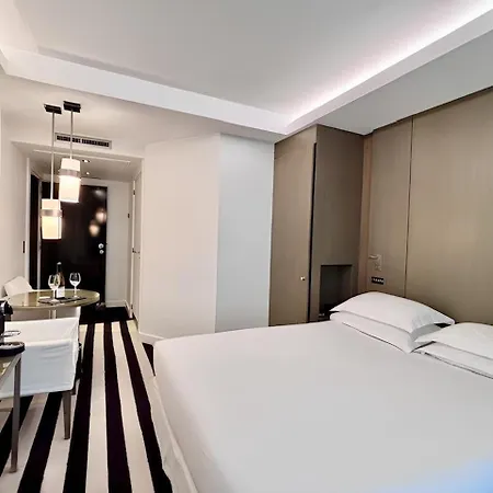 Le A - Champs-elysees Hotel